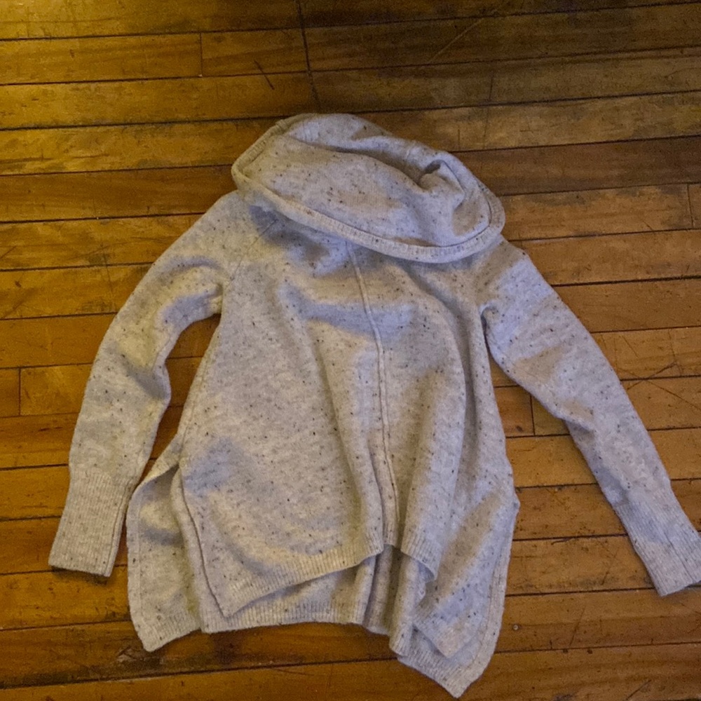 Sweater with long neck